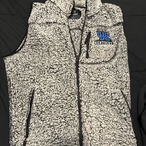 Gray Sherpa Vest with Kentucky Logo